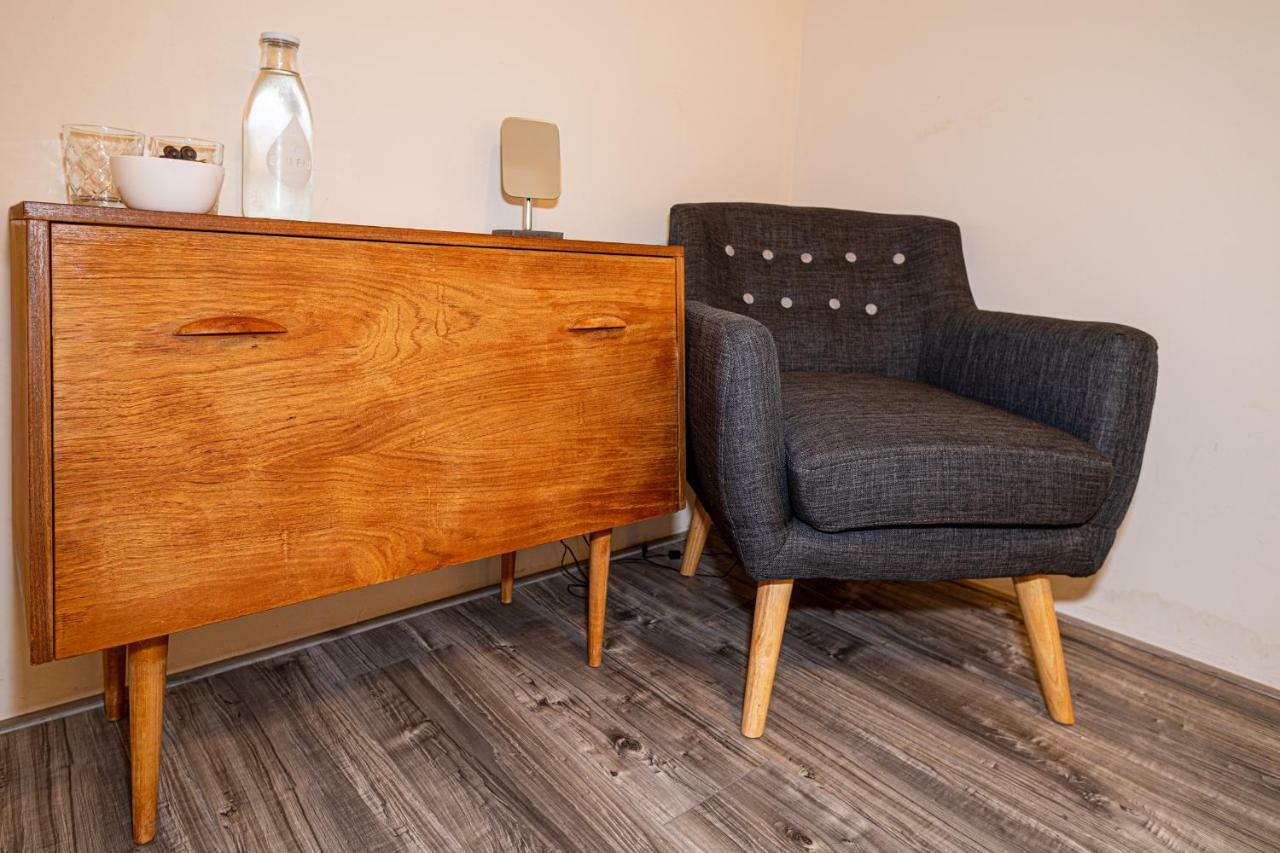 Sleep&Stay Floris IV Haia Exterior foto